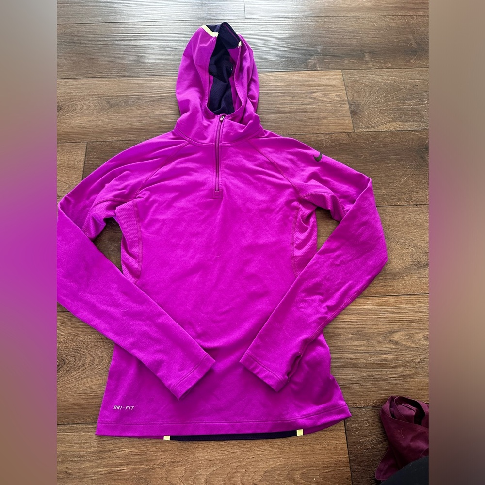 Nike dry-fit half zip